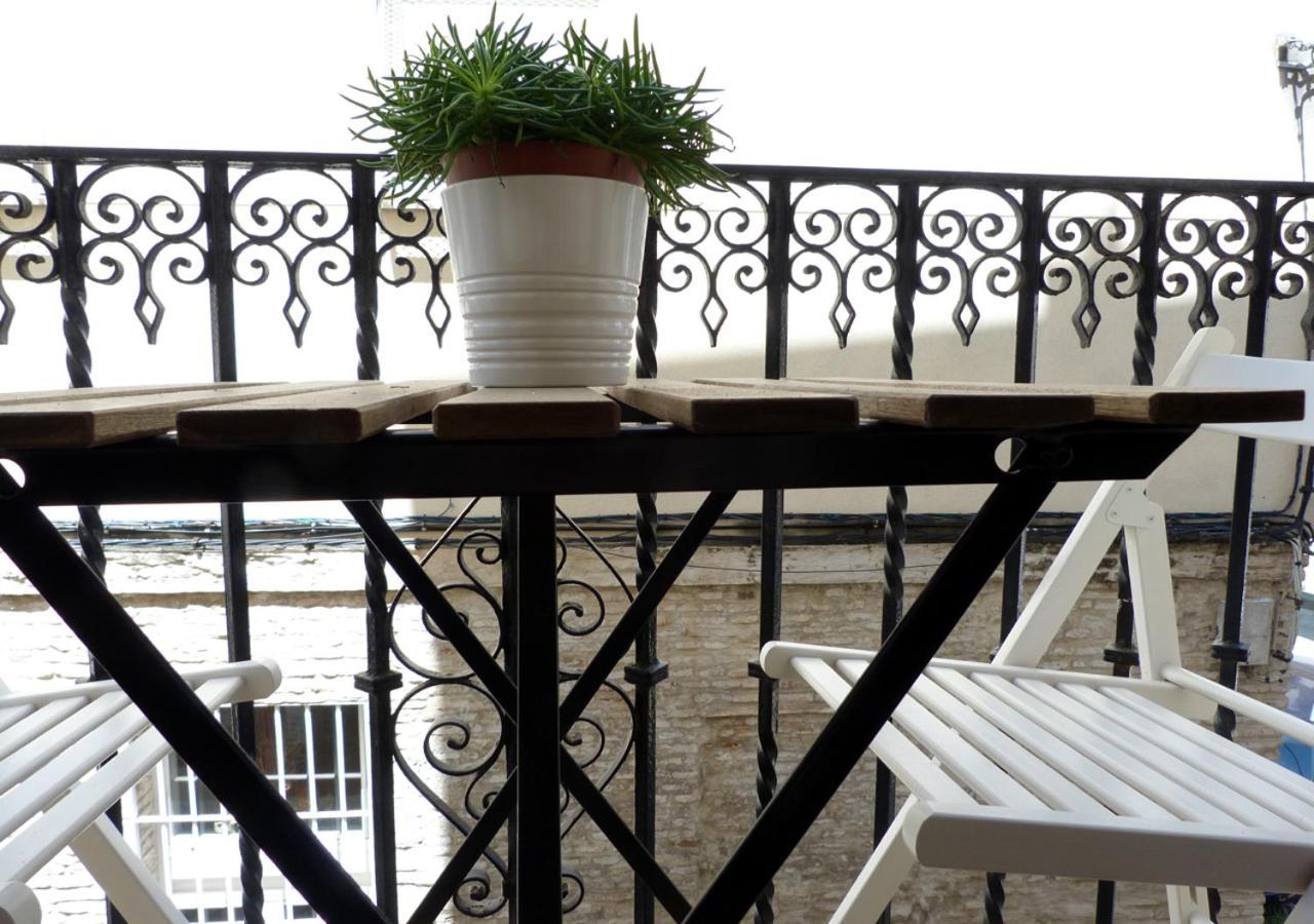 Apartamento Rodo Arenal Sevilla Exterior foto