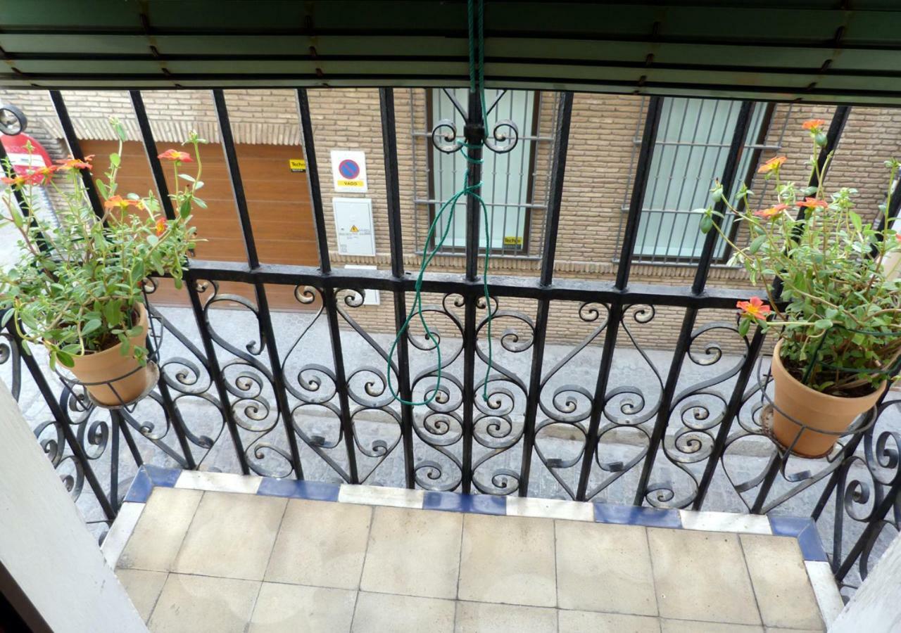 Apartamento Rodo Arenal Sevilla Exterior foto